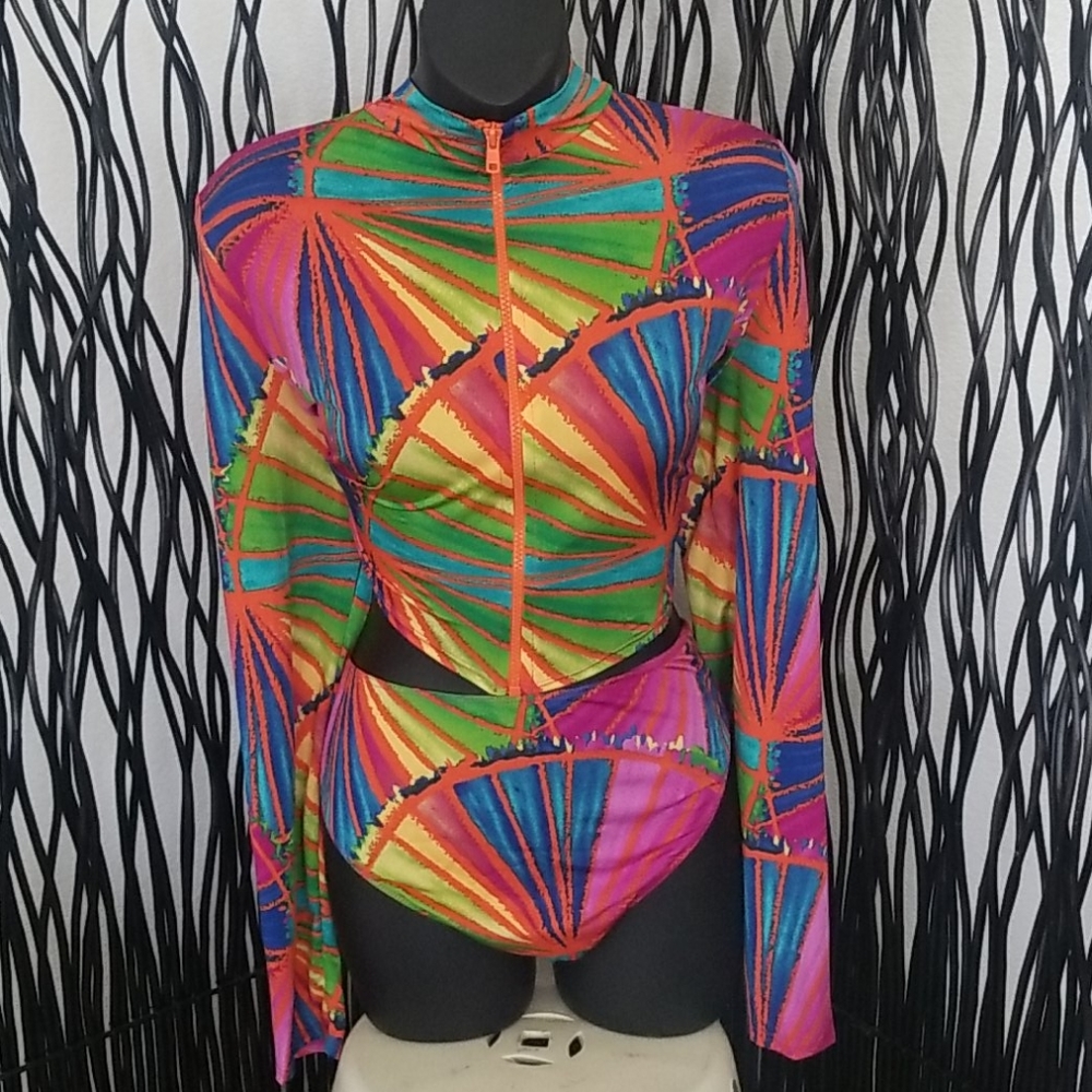 2 piece Rash Guard Bathing Suit . New without Tags